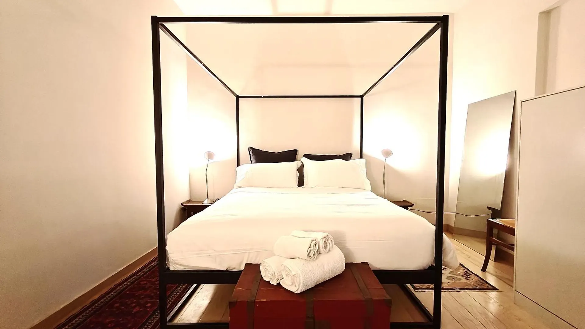 Mazzini Verde Charming Getaway With Courtyard Флоренция 0*,  Италия